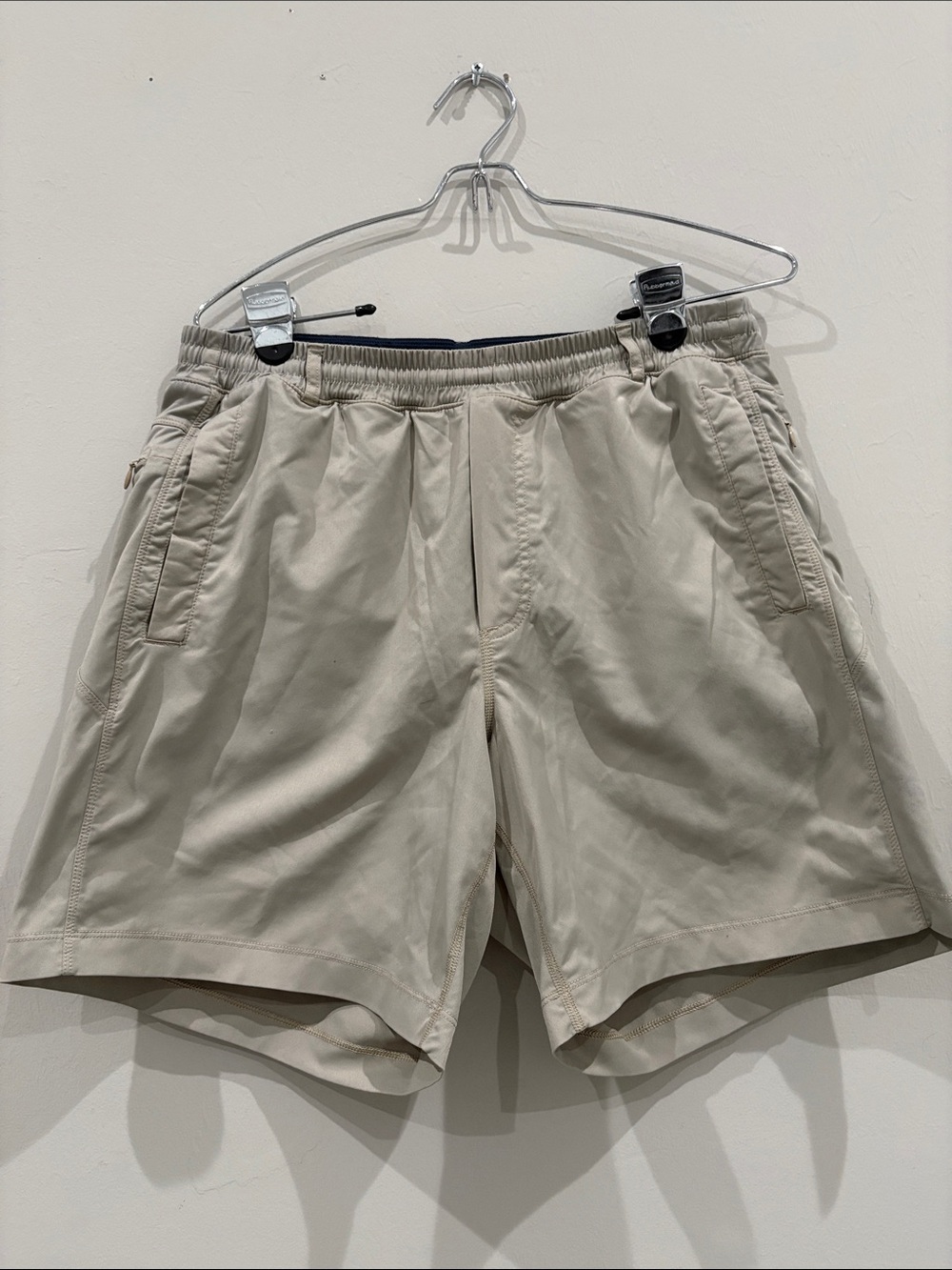 Birddogs Casual Elastic-Waist Khaki Shorts